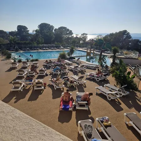 营地 Au Petit Paradis Saint-Raphaël
